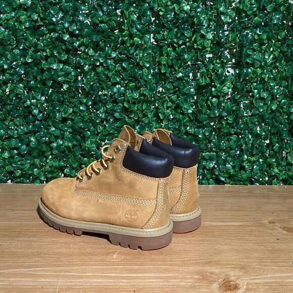 Timberland Wheat Boots - Picture 4 of 4